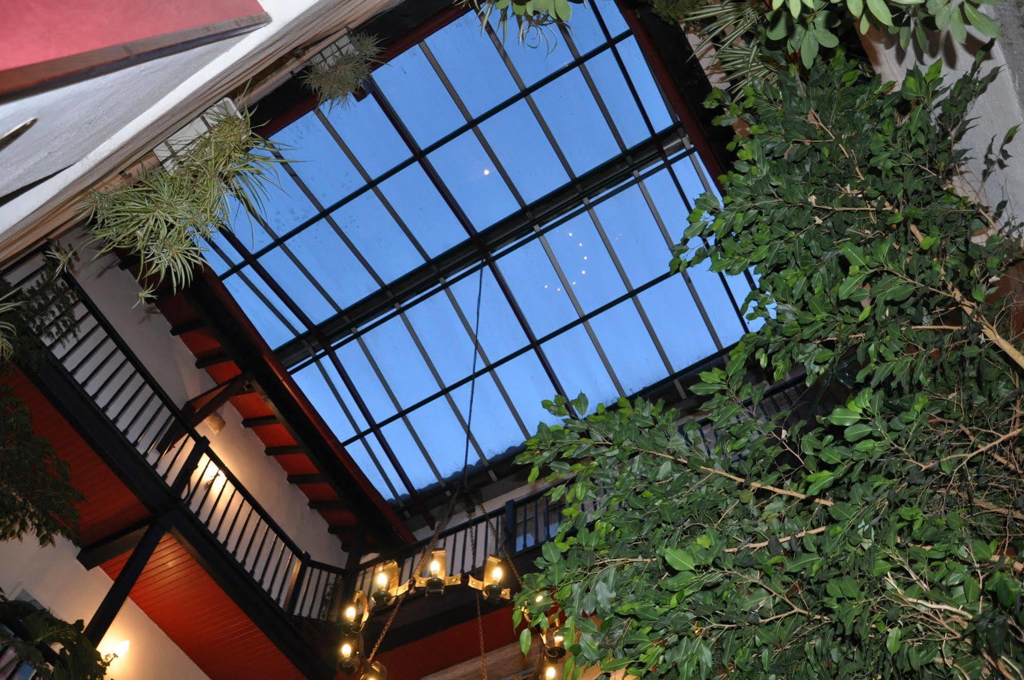 The Originals City, Hotel La Reine Jeanne, 奥尔泰兹 外观 照片